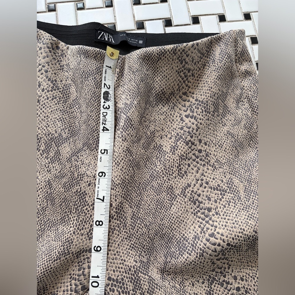 Zara Beige and Black Patterned Trousers - Picture 6 of 6